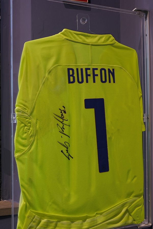 museo del calcio - maglia di Buffon
