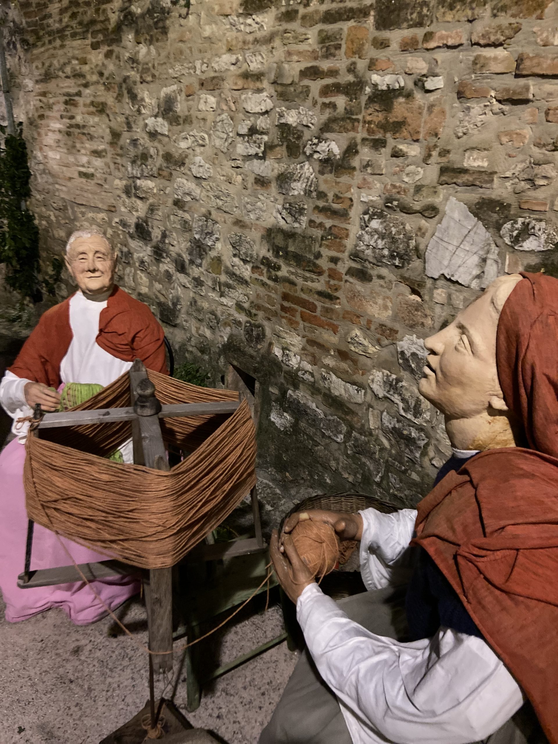 Corciano: il borgo in Umbria con il suo magico presepe